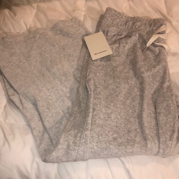 lululemon athletica Pants - NWT Lululemon pants (120)